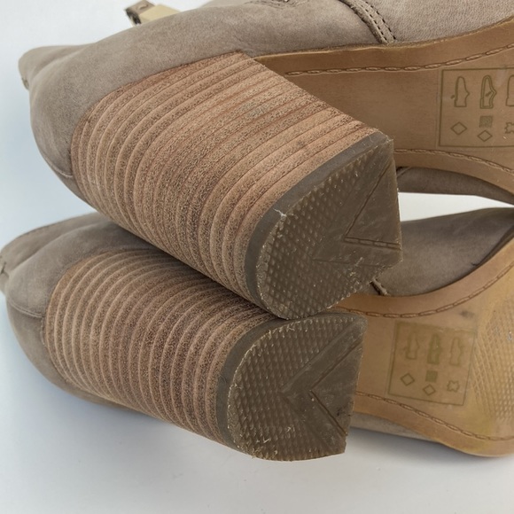 Aldo Tan Faux Suede Ankle Boot - Picture 6 of 10